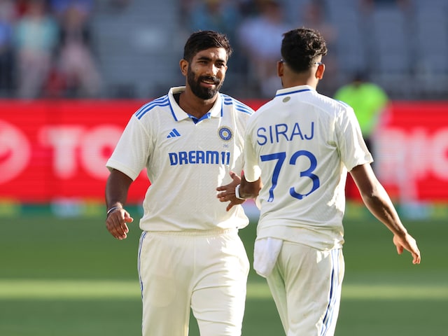 jasprit-bumrah-wicket-celebration-mohammed-siraj-ind-vs-aus-1st-test