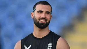 Saqib Mahmood Cleared for England's India Tour After Visa Delay